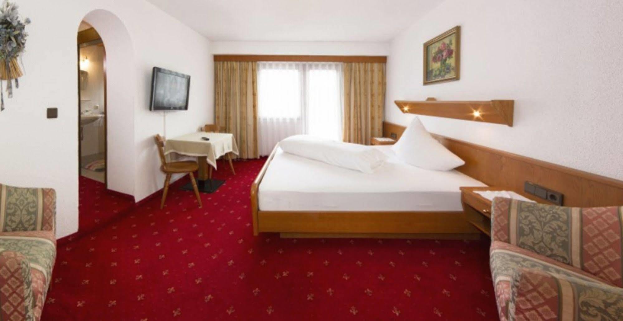 Hotel Neuwirt Миминг Экстерьер фото