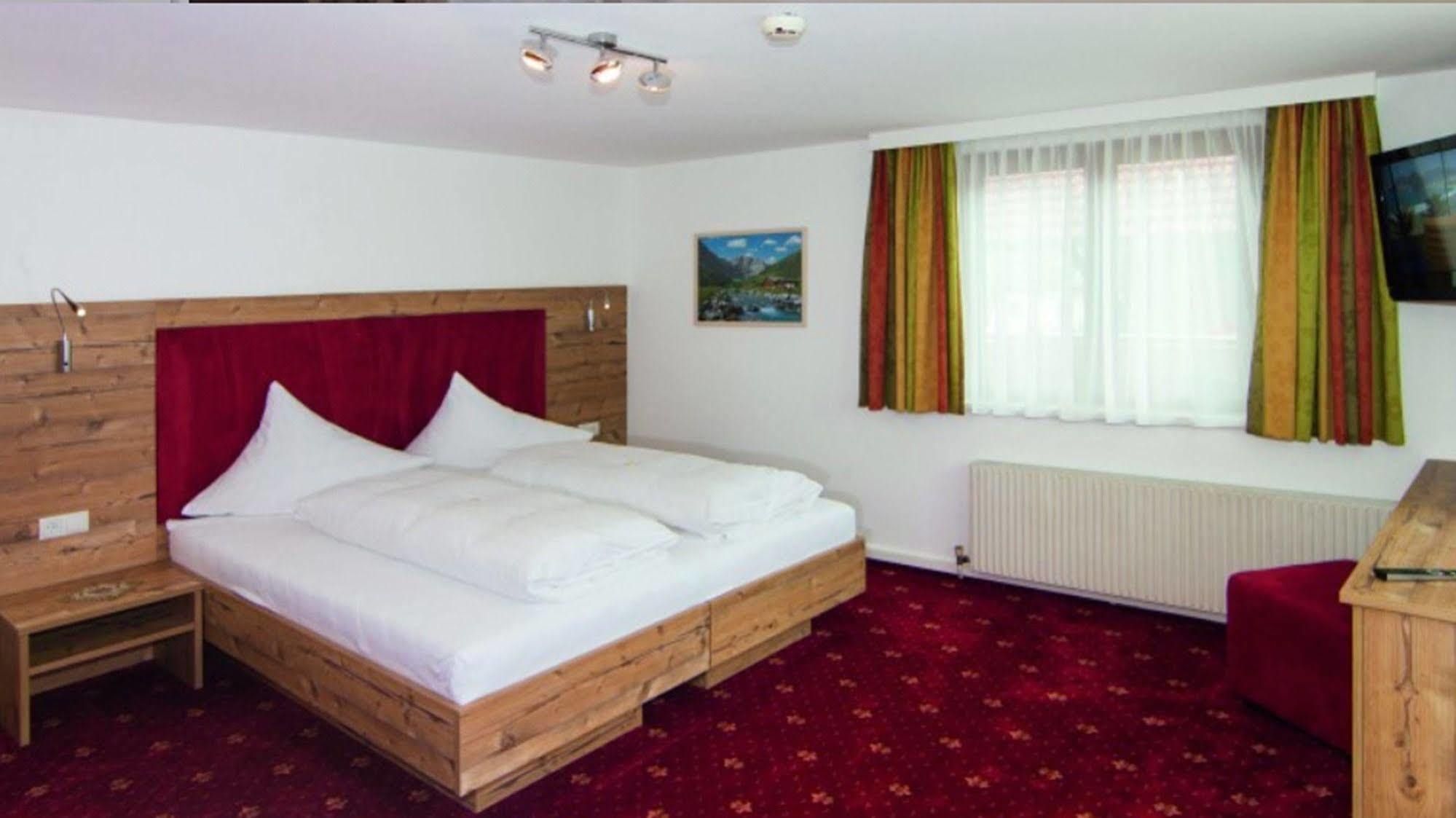Hotel Neuwirt Миминг Экстерьер фото