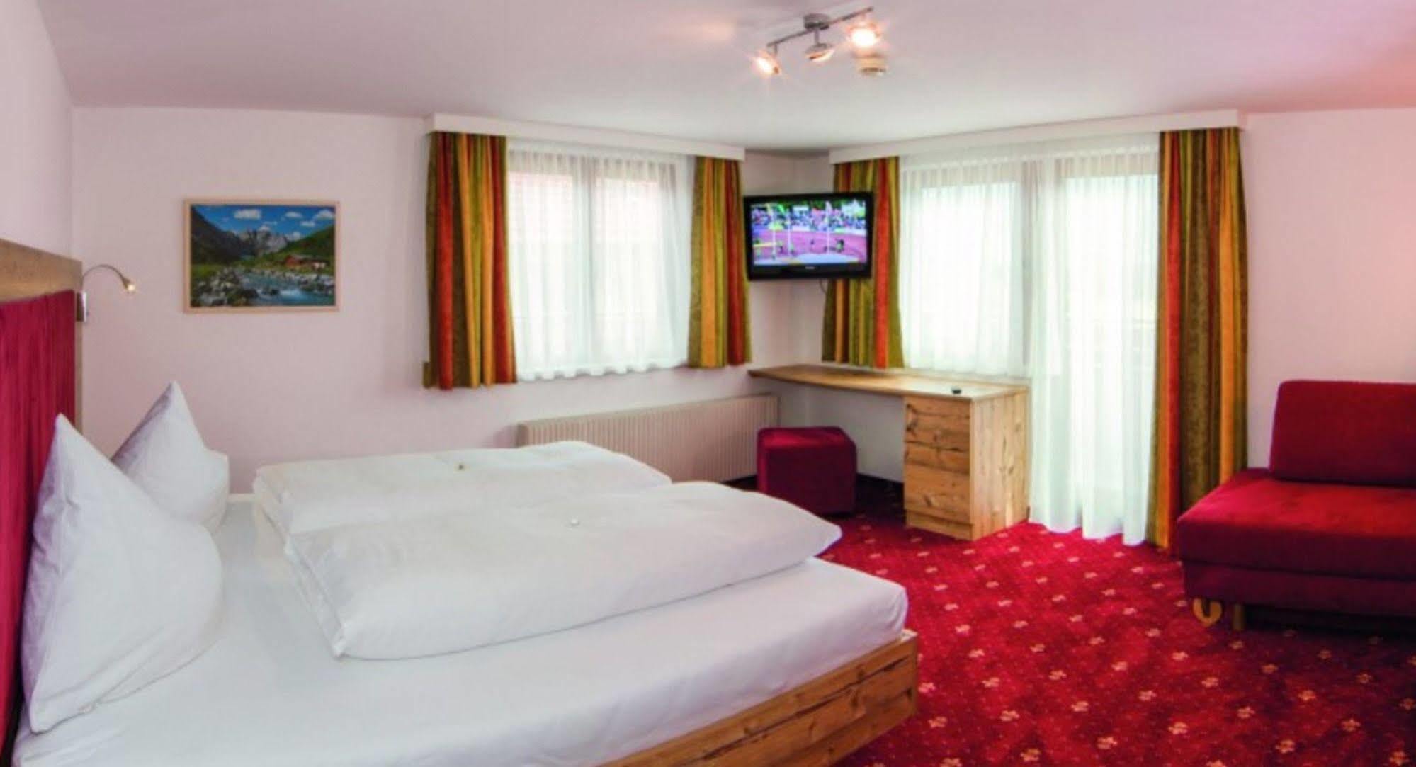 Hotel Neuwirt Миминг Экстерьер фото